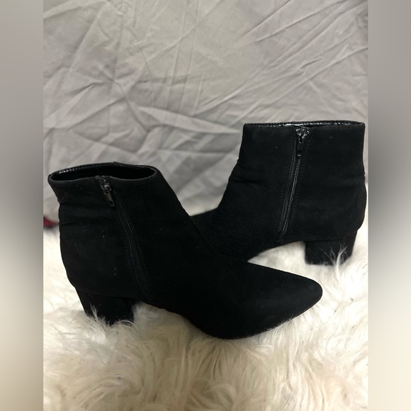 💄2 for 15$💄 Black Ankle Dress Boot Size 6 Women’s US - Picture 5 of 5